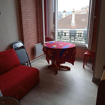 Vichy -Appartement Coquet 2 Pieces - Centre Ville Extérieur photo